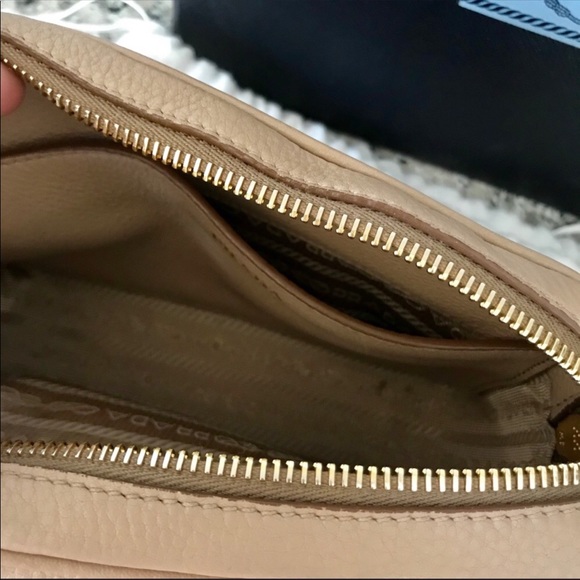 SOLD ⭐️⭐️⭐️ PRADA crossbody/belt bag - Picture 5 of 6